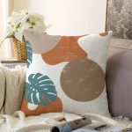 Renkli Zemin Tropik Yaprak Çizimli Dijital Baskılı Dekoratif Raşel Kadife Yastık Kırlent Kılıfı Realhomes