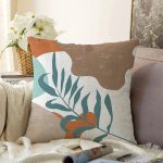 - Sonil-K10016-Gorsel - Realhomes Renkli Zemin Yaprak Motifli Dijital Baskılı Modern Şönil Yastık Kırlent Kılıfı Realhomes