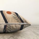 Krem Zeminli Minimal Çizimli Dijital Baskılı Modern Raşel Kadife Yastık Kırlent Kılıfı Realhomes