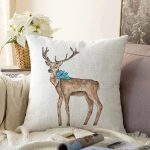 - Sonil-K10024-Gorsel - Realhomes Geyik Çizimli Dijital Baskılı Dekoratif Raşel Kadife Yastık Kırlent Kılıfı Realhomes