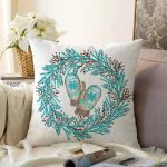 - Sonil-K10025-Gorsel - Realhomes Mavi Çelenkli Eldiven Tasarımlı Dijital Baskılı Modern Raşel Kadife Yastık Kırlent Kılıfı Realhomes