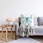 - Sonil-K10036-Gorsel-1 - Realhomes  Beyaz Zemin Mavi Kelebek Motifli Dijital Baskılı Dekoratif Raşel Kadife Yastık Kırlent Kılıfı Realhomes