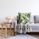 Yeşil Tropik Yapraklar Tasarımlı Dijital Baskılı Dekoratif Raşel Kadife Yastık Kırlent Kılıfı Realhomes