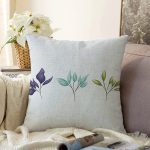 Mint Yeşili Zeminli Çiçek Tasarımlı Dijital Baskılı Dekoratif Raşel Kadife Yastık Kırlent Kılıfı Realhomes