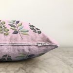 Pembe Zeminli Çiçek Tasarımlı Dijital Baskılı Modern Raşel Kadife Yastık Kırlent Kılıfı Realhomes