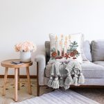 Çam Yapraklı Mum Tasarımlı Dijital Baskılı Modern Raşel Kadife Yastık Kırlent Kılıfı Realhomes