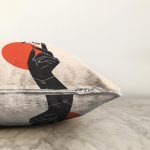 Sanatsal Yeşeren Çiçek Tasarımlı Dijital Baskılı Dekoratif Raşel Kadife Yastık Kırlent Kılıfı Realhomes