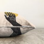 - Sonil-K10096-Gorsel-2 - Realhomes Sanatsal Yeşeren Çiçek Tasarımlı Dijital Baskılı Modern Raşel Kadife Yastık Kırlent Kılıfı Realhomes