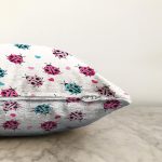 - Cute Ladybug Seamless Pattern Background Vector Illustration - Realhomes Realhomes Renkli Uğurböceği Motifli Özel Tasarım Dijital Baskılı Modern Raşel Kadife Yastık Kırlent Kılıfı Realhomes