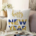 - Sonil-K10107-Gorsel - Realhomes Beyaz Zemin Gold & Lacivert Happy New Year Çizimli Dijital Baskılı Modern Raşel Kadife Yastık Kırlent Kılıfı Realhomes
