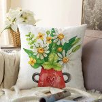Pastel Renkli Çiçek Tasarımlı Dijital Baskılı Dekoratif Raşel Kadife Yastık Kırlent Kılıfı Realhomes