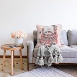 - Sonil-K10141-Gorsel-1 - Realhomes  Antika Daktilo Motifli Dijital Baskılı Dekoratif Raşel Kadife Yastık Kırlent Kılıfı Realhomes