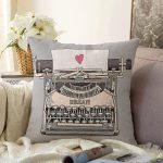 Gri Zemin Antika Daktilo Çizimli Dijital Baskılı Modern Şönil Yastık Kırlent Kılıfı Realhomes