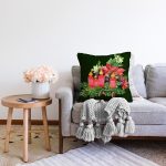 - Sonil-K10144-Gorsel-1 - Realhomes  Yeşil Zemin Çam Yapraklı Mum Tasarımlı Dijital Baskılı Modern Raşel Kadife Yastık Kırlent Kılıfı Realhomes