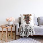 Kurdeleli Kozalak Motifli Dijital Baskılı Dekoratif Raşel Kadife Yastık Kırlent Kılıfı Realhomes