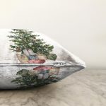 - Sonil-K10169-Gorsel-2 - Realhomes  Çam Ağacı Altında Hediye Paketleri Özel Tasarım Dijital Baskılı Dekoratif Raşel Kadife Yastık Kırlent Kılıfı Realhomes