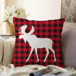 Ekose Zemin Geyik Tasarımlı Dijital Baskılı Dekoratif Raşel Kadife Yastık Kırlent Kılıfı Realhomes