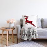 - Sonil-K10195-Gorsel-1 - Realhomes  Ekose Geyik Tasarımlı Dijital Baskılı Modern Raşel Kadife Yastık Kırlent Kılıfı Realhomes