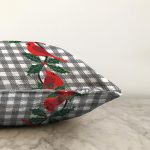 Gri Ekose Zemin & Kırmızı Kuş Tasarımlı Dijital Baskılı Dekoratif Raşel Kadife Yastık Kırlent Kılıfı Realhomes