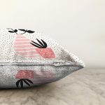 Krem Kumlama Zemin Vazo Desenli Dijital Baskılı Modern Raşel Kadife Yastık Kırlent Kılıfı Realhomes