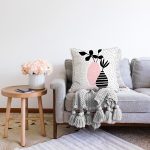 - Sonil-K10228-Gorsel-1 - Realhomes  Krem Kumlama Zemin Vazo Desenli Dijital Baskılı Dekoratif Raşel Kadife Yastık Kırlent Kılıfı Realhomes