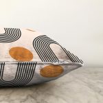 Soyut Tarzda Güneş Tasarımlı Dijital Baskılı Dekoratif Raşel Kadife Yastık Kırlent Kılıfı Realhomes