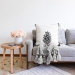 - Sonil-K10243-Gorsel-1 - Realhomes  Karakalem Kozalak Tasarımlı Dijital Baskılı Modern Raşel Kadife Yastık Kırlent Kılıfı Realhomes