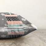 Gri Kar Taneli Zemin Hediye Paketleri Desenli Dijital Baskılı Dekoratif Raşel Kadife Yastık Kırlent Kılıfı Realhomes