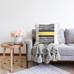 - Sonil-K10315-Gorsel-1 - Realhomes  Soyut Tarzda Onedraw Çizimli Dijital Baskılı Modern Raşel Kadife Yastık Kırlent Kılıfı Realhomes