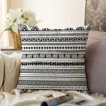 İskandinav Desenli Etnik Tasarımlı Dijital Baskılı Dekoratif Raşel Kadife Yastık Kırlent Kılıfı Realhomes