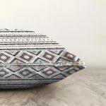 İskandinav Desenli Etnik Tasarımlı Dijital Baskılı Modern Raşel Kadife Yastık Kırlent Kılıfı Realhomes