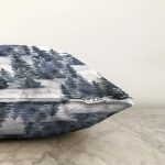 Suluboya Çizimli Kış Temalı Çam Ağaçları Dijital Baskılı Dekoratif Raşel Kadife Yastık Kırlent Kılıfı Realhomes