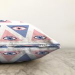 Mistik Üçgen Göz Tasarımlı Dijital Baskılı Dekoratif Raşel Kadife Yastık Kırlent Kılıfı Realhomes