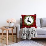 - Sonil-K10372-Gorsel-1 - Realhomes  Ekose Zemin Çelenkli Geyik Motifli Dijital Baskılı Dekoratif Raşel Kadife Yastık Kırlent Kılıfı Realhomes