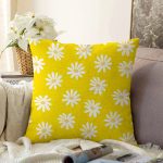 - Sonil-K10378-Gorsel - Realhomes  Sarı Zemin Papatya Desenli Dijital Baskılı Dekoratif Raşel Kadife Yastık Kırlent Kılıfı Realhomes