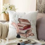 - Sonil-K10399-Gorsel - Realhomes  Retro Defter & Tüylü Kalem Tasarımlı Dijital Baskılı Modern Raşel Kadife Yastık Kırlent Kılıfı Realhomes