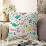 Realhomes Renkli Sevimli Dinozorlar Çizimli Özel Tasarım Dijital Baskılı Modern Raşel Kadife Yastık Kırlent Kılıfı Realhomes