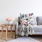 - Sonil-K10438-Gorsel-1 - Realhomes  Özel Tasarım Çiçek Yaprakları Dijital Baskılı Dekoratif Raşel Kadife Yastık Kırlent Kılıfı Realhomes