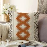 Krem Zemin Etnik Tasarımlı Dijital Baskılı Modern Raşel Kadife Yastık Kırlent Kılıfı Realhomes