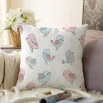 Realhomes Mavi Pembe Kuş Çizimli Özel Tasarım Dijital Baskılı Modern Raşel Kadife Yastık Kırlent Kılıfı Realhomes