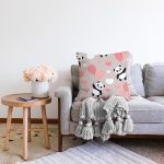 - Print - Realhomes Realhomes Balonlu Panda Tasarımlı Dijital Baskılı Modern Raşel Kadife Yastık Kırlent Kılıfı Realhomes