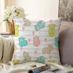 Realhomes Gri Çizgi Üzerinde Renkli Ayıcık Özel Tasarım Dijital Baskılı Modern Raşel Kadife Yastık Kırlent Kılıfı Realhomes