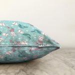 - new - Realhomes Realhomes Deniz Kızı Ayaklı Kedicik Tasarımlı Dijital Baskılı Modern Raşel Kadife Yastık Kırlent Kılıfı Realhomes