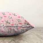 - panda07 - Realhomes Kalp Ve Sevimli Pandalar Dijital Baskılı Özel Tasarım Modern Raşel Kadife Yastık Kırlent Kılıfı Realhomes