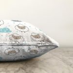 - Merry Christmas 2018 - Realhomes  Beyaz Zeminde Uyuyan Koyun Motifli Dijital Baskılı Özel Tasarım Modern Raşel Kadife Yastık Kırlent Kılıfı Realhomes