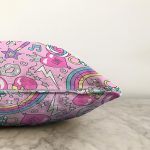 - Sonil-K1157-Gorsel-2 - Realhomes Pembe Zeminli Bebek Motifi Dijital Baskılı Özel Tasarım Modern Raşel Kadife Yastık Kırlent Kılıfı Realhomes