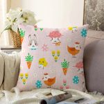 - Sonil-K1169-Gorsel - Realhomes  Pembe Zeminde Sevimli Hayvanlar Baskılı Dijital Baskılı Özel Tasarım Modern Raşel Kadife Yastık Kırlent Kılıfı Realhomes