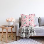- mermaidwithfishes - Realhomes Pembe Zeminde Deniz Kızı Dijital Baskılı Özel Tasarım Modern Raşel Kadife Yastık Kırlent Kılıfı Realhomes