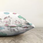 Beyaz Zeminde Sevimli Hayvanlar Motifli Dijital Baskılı Özel Tasarım Modern Raşel Kadife Yastık Kırlent Kılıfı Realhomes