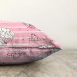 Balonlu Kız Desenli Dijital Baskılı Özel Tasarım Modern Raşel Kadife Yastık Kırlent Kılıfı Realhomes